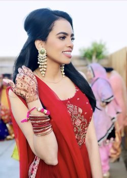 Red Slit Kurta Set - hover