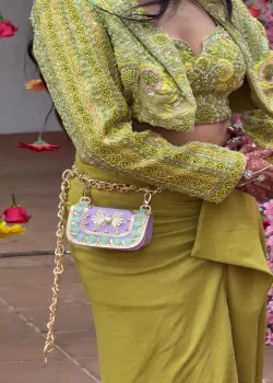 Lavender Haze Chainlink Belt Bag - hover