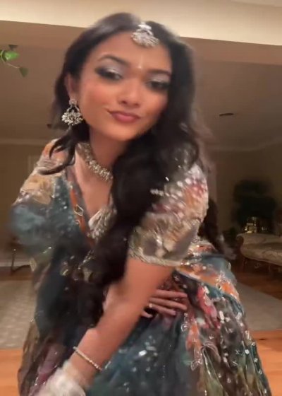 Ashi Lehenga