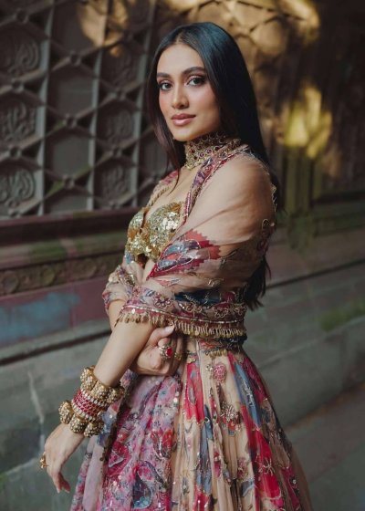 Suha Lehenga