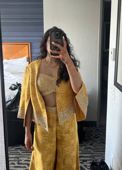 Yellow Jacket Set