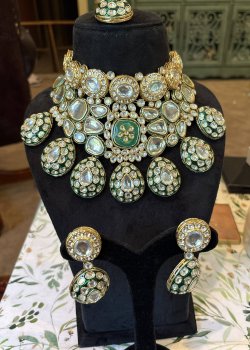 Emerald and Polki Choker Set
