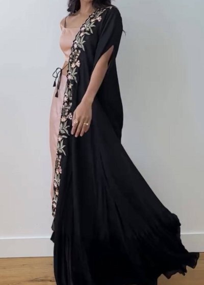 Black Floral Embroidered Kaftan