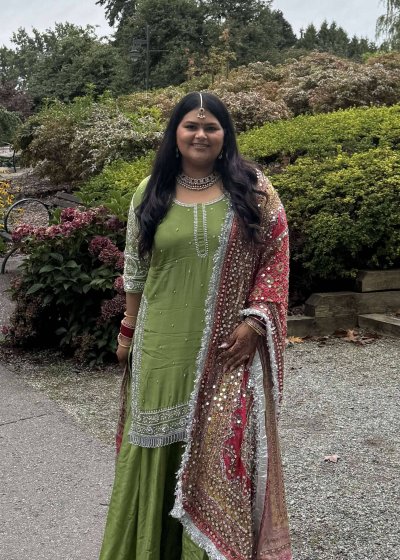 Green Embroidered Kurta Set