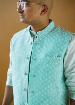 Teal  Vest - hover