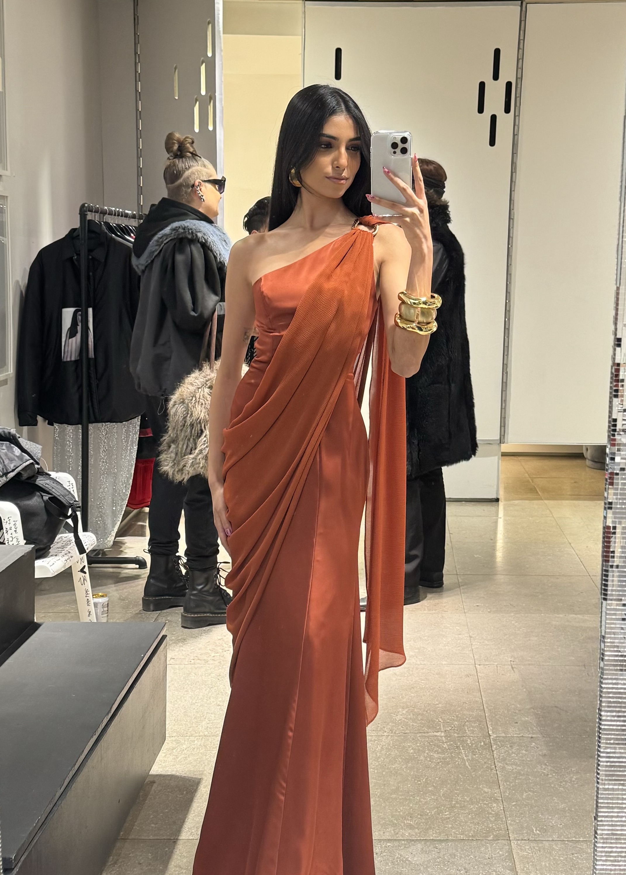 UNAVAILABLE - Terracotta Amara Sari Gown Image - 2