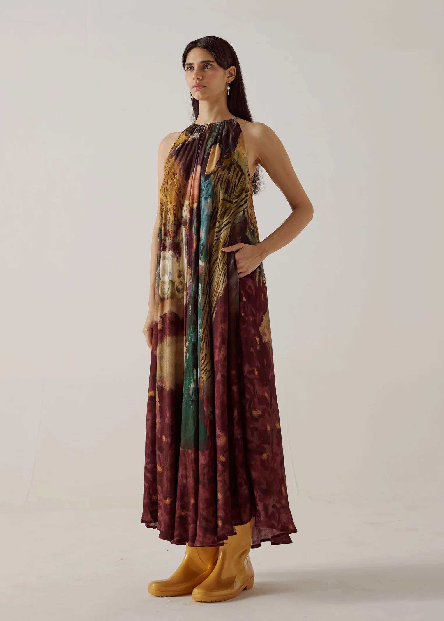 Colorful Halter Dress Image - 4