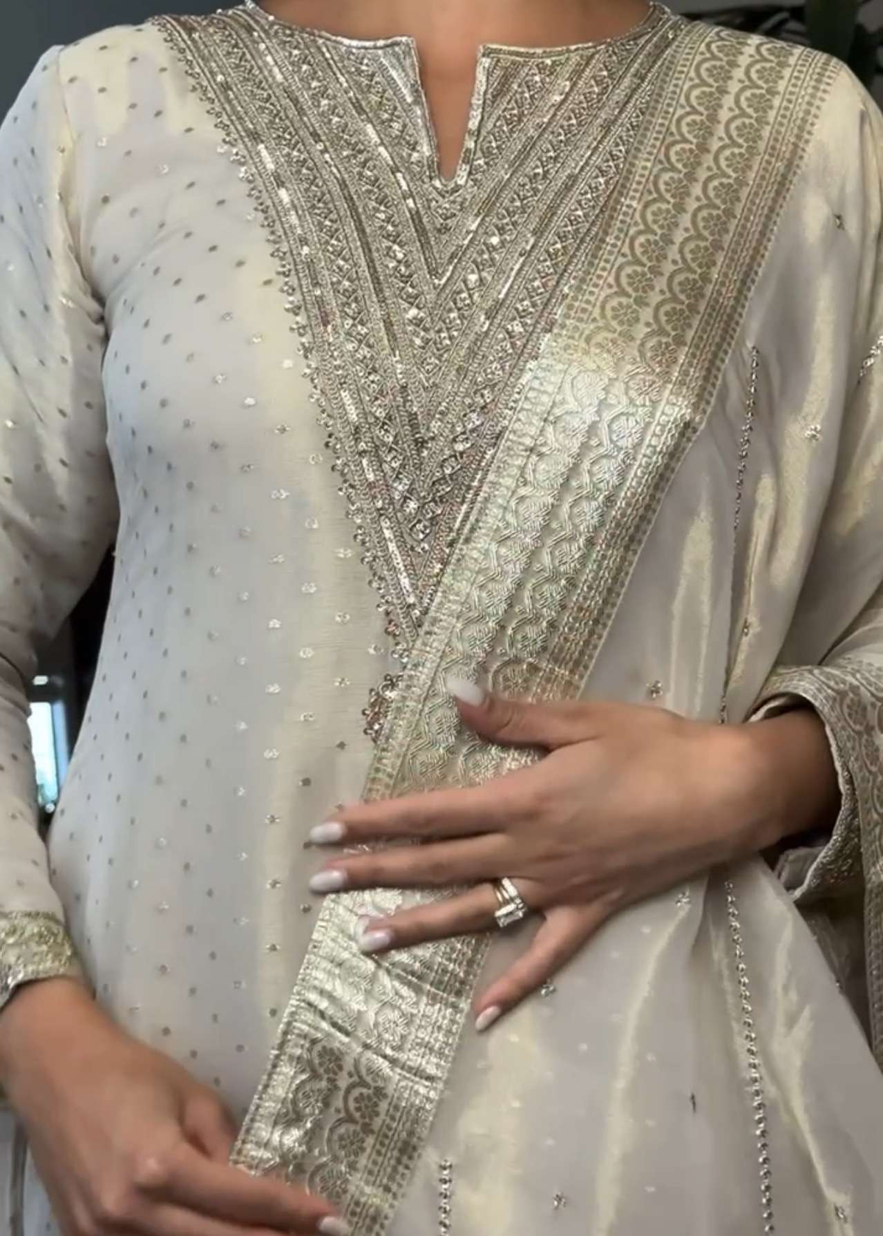 Beige Kurta Set Image - 1