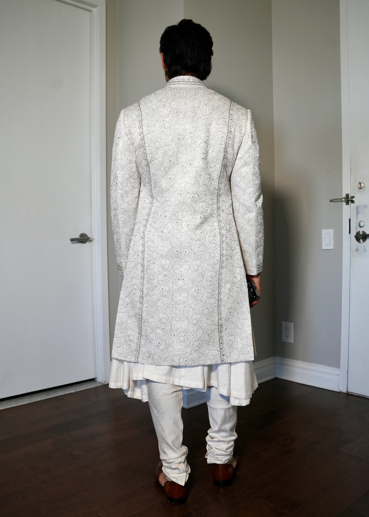 Ivory Sherwani Set Image - 2