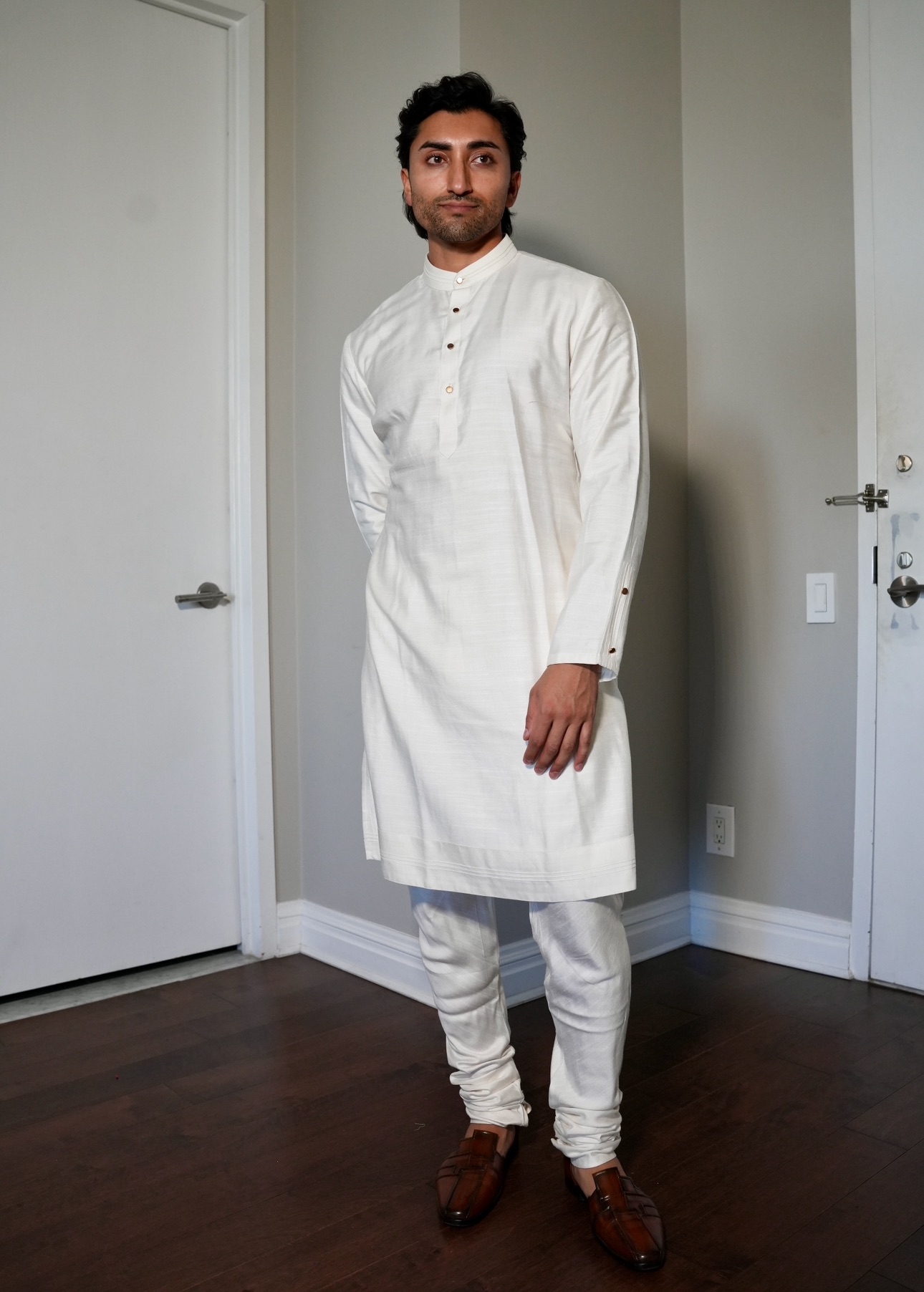 Ivory Sherwani Set Image - 5