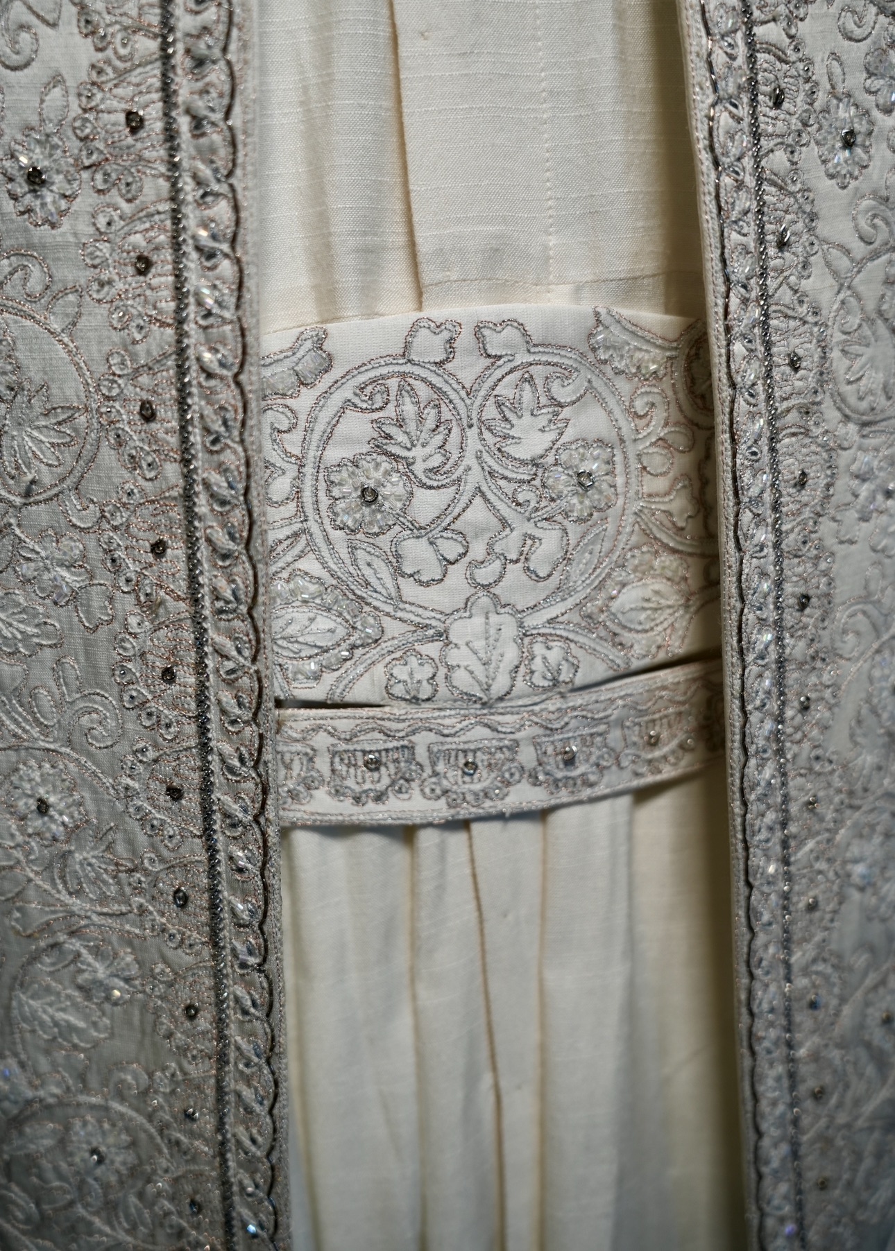 Ivory Sherwani Set Image - 6