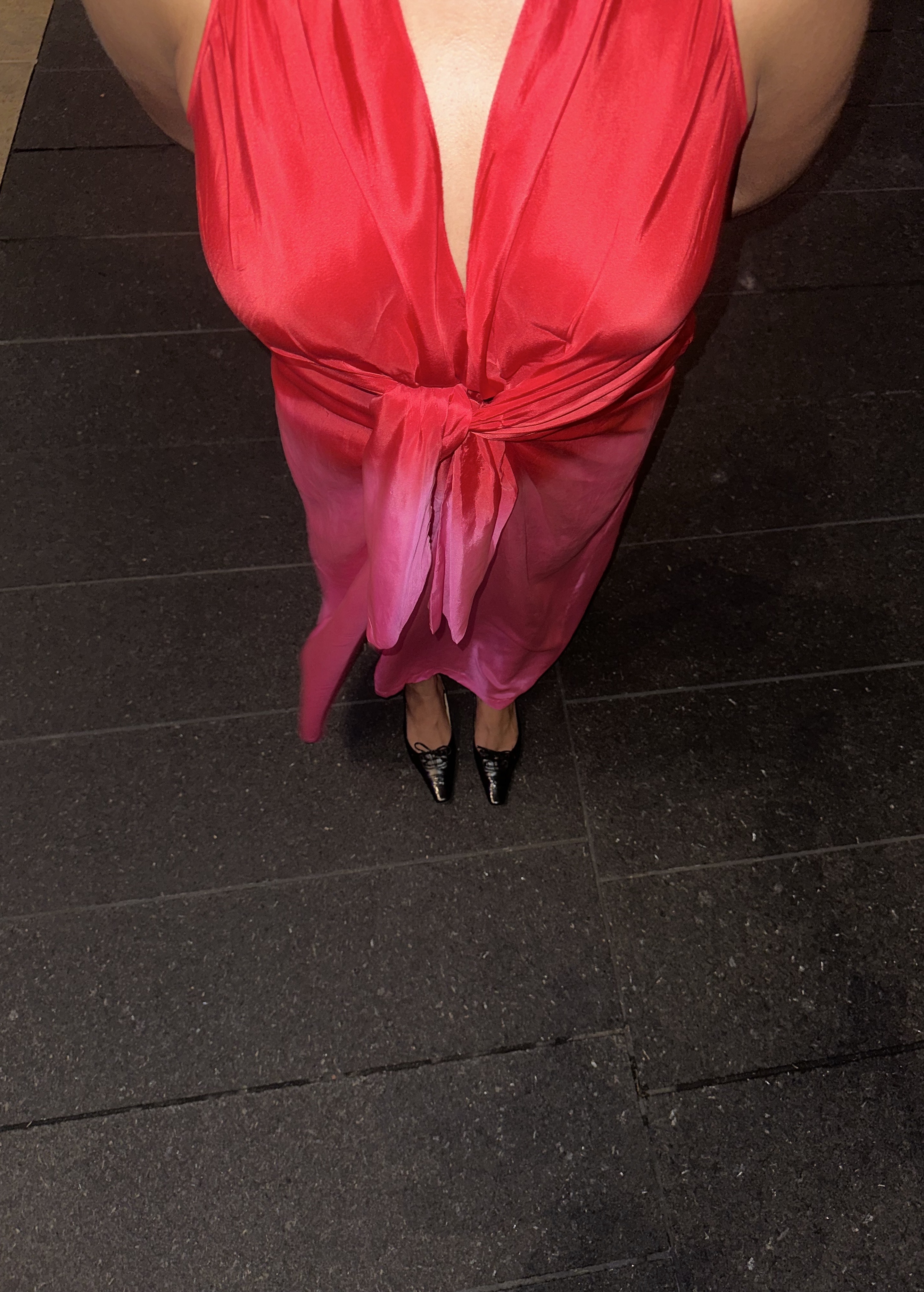 Ituvana Silk Tie Up Dress Image - 2