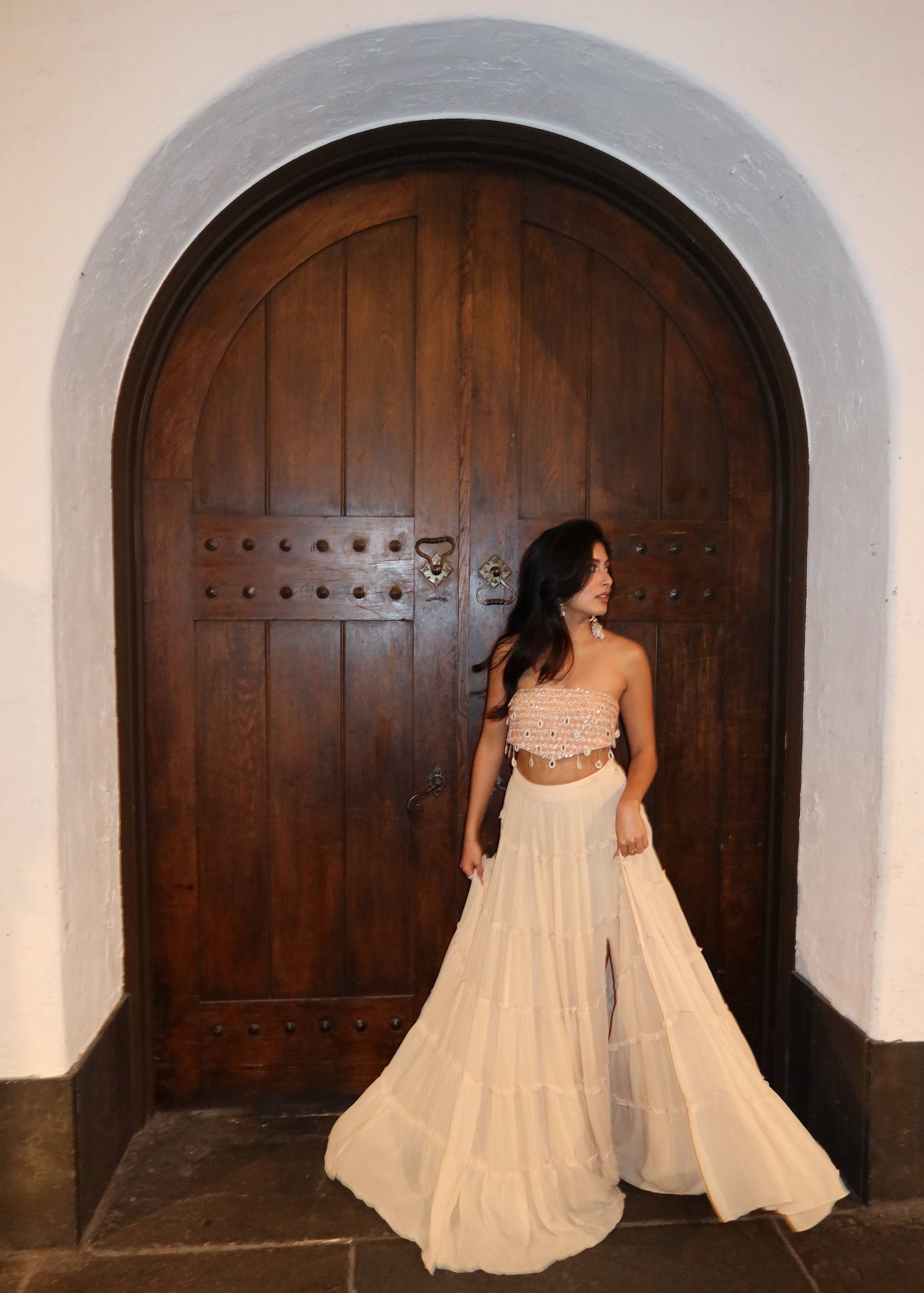 White Mirrorwork Skirt Set Image - 4