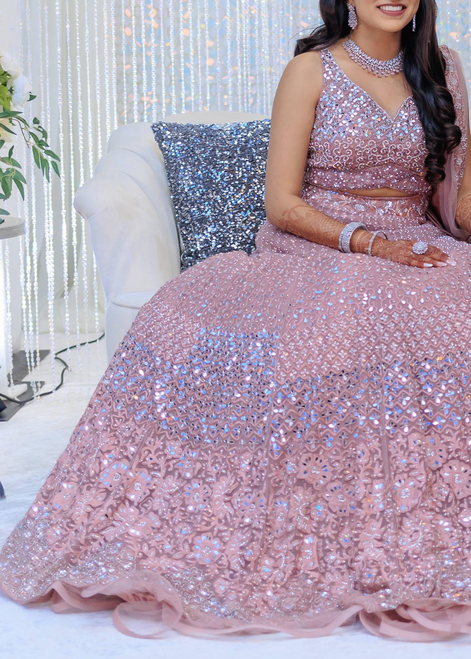 Mauve Bridal Lehenga Image - 3