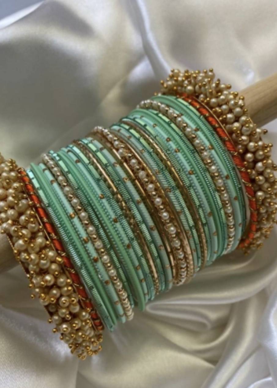 Turquoise Jewelry Set with Bangles Image - 1