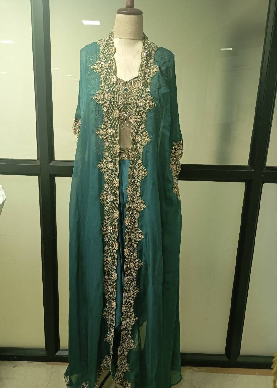 Cape Dhoti Set Image - 1