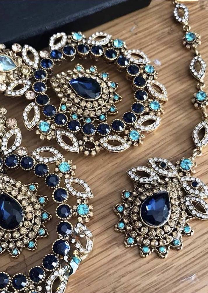 Blue and Turquoise Earring Set Image - 2