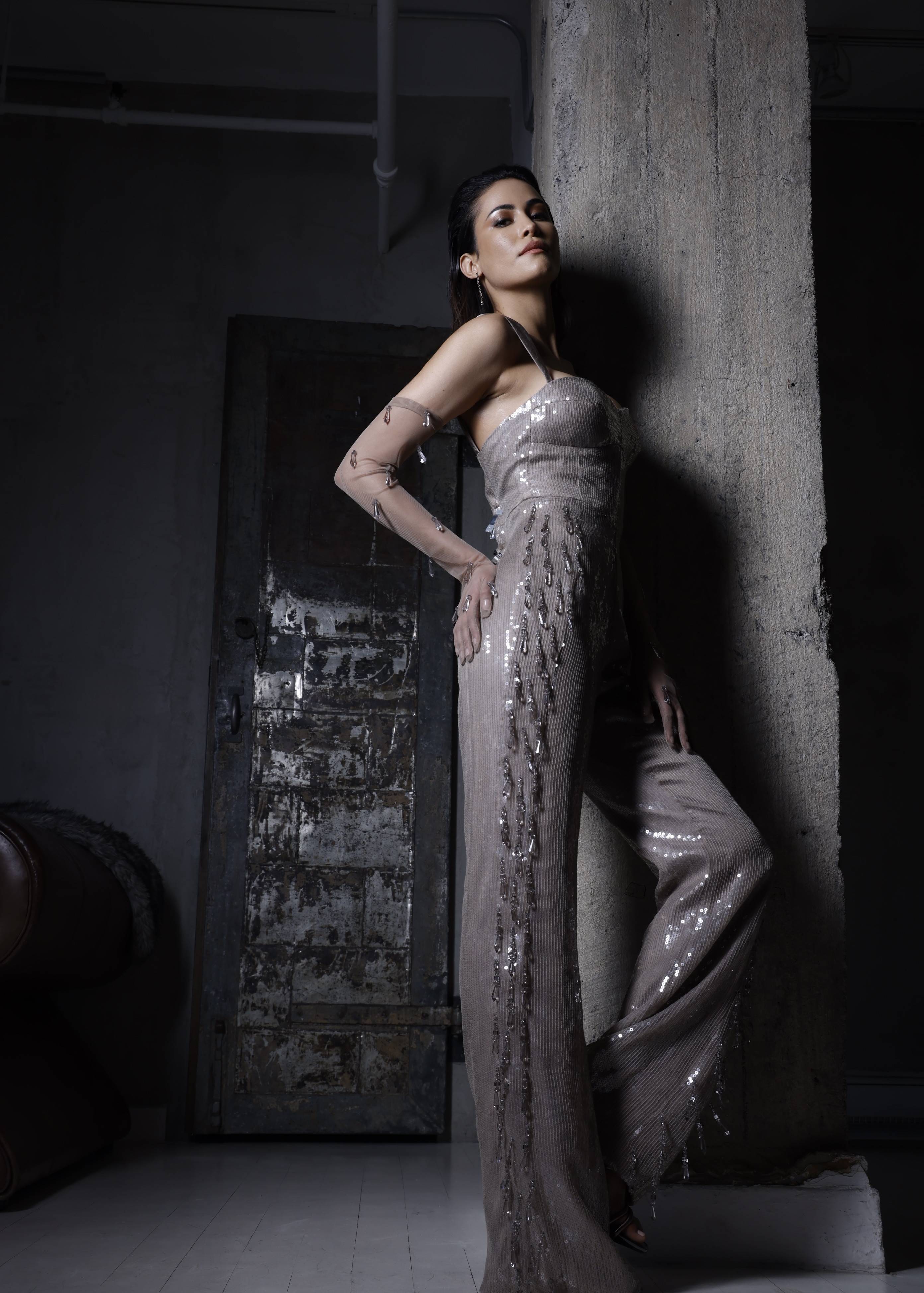 Teardrop Crystal Jumpsuit & Gloves Image - 4