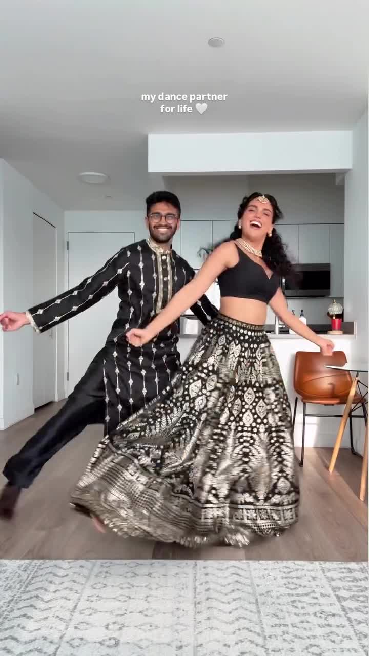 Black and Gold Lehenga Image - 1