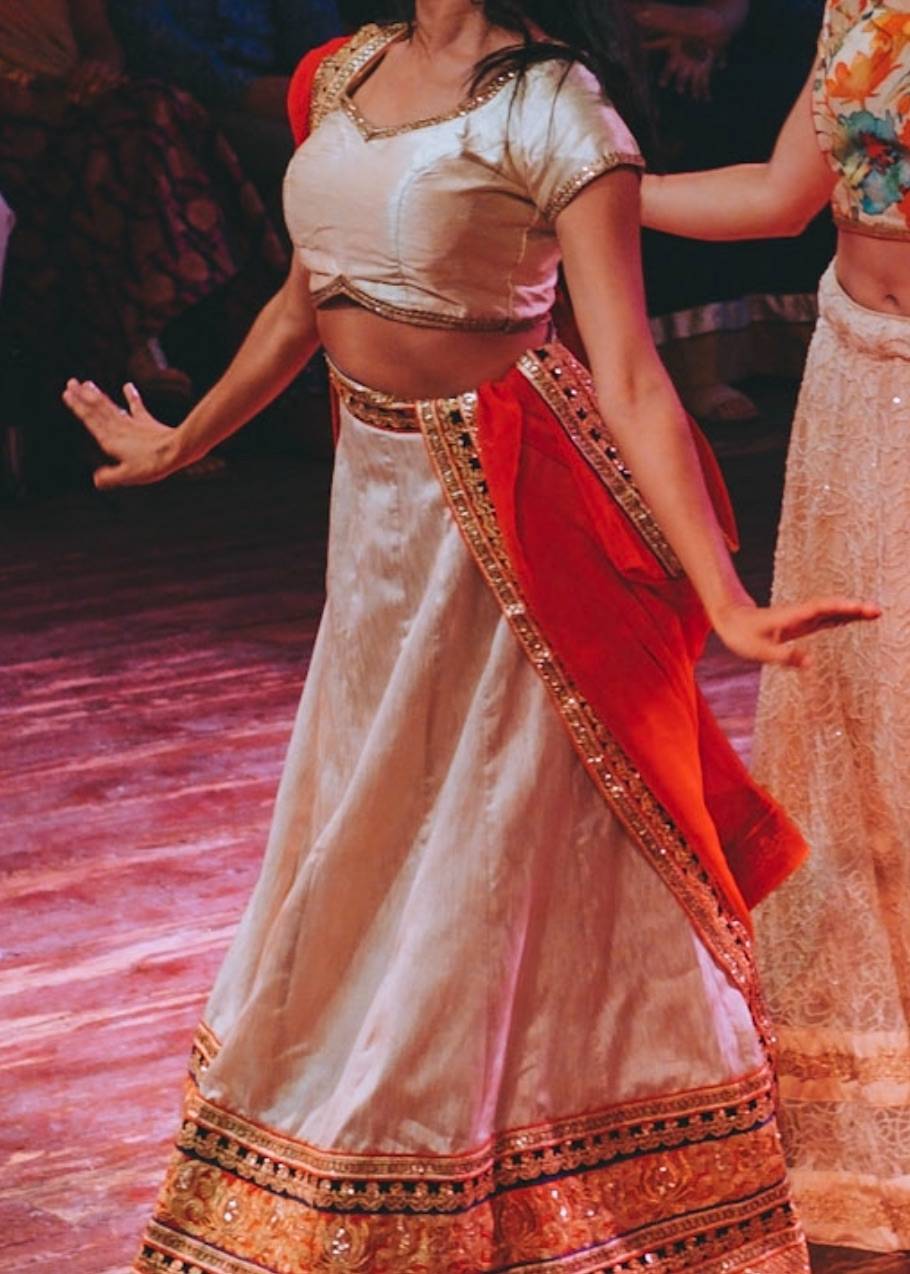 White Gold Lehenga Image - 1