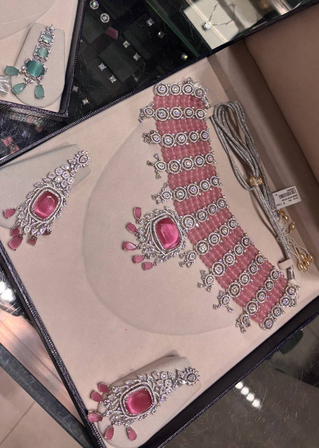 Pink Jewelry Set Image - 0