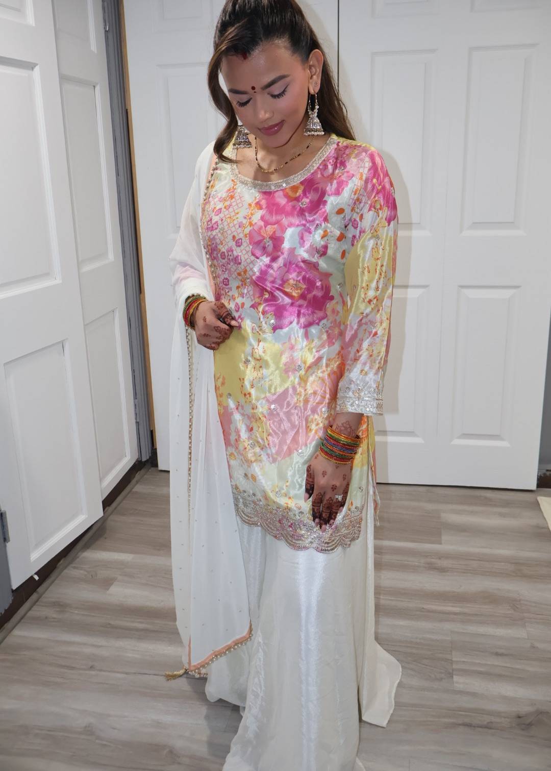 Floral Printed Kurta Set Image - 0