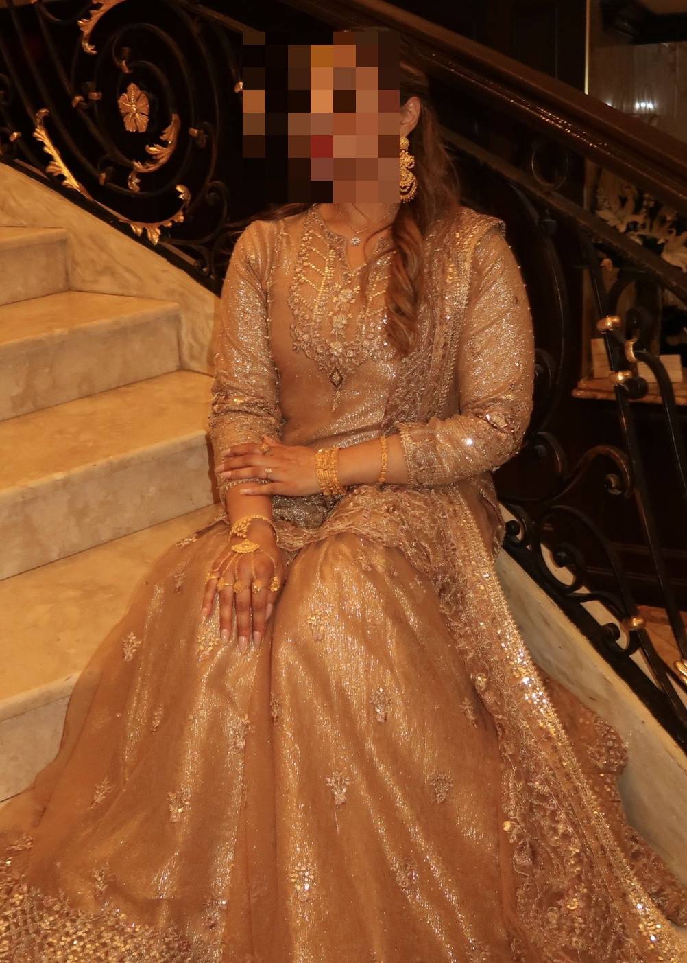 Golden Gharara Set Image - 1