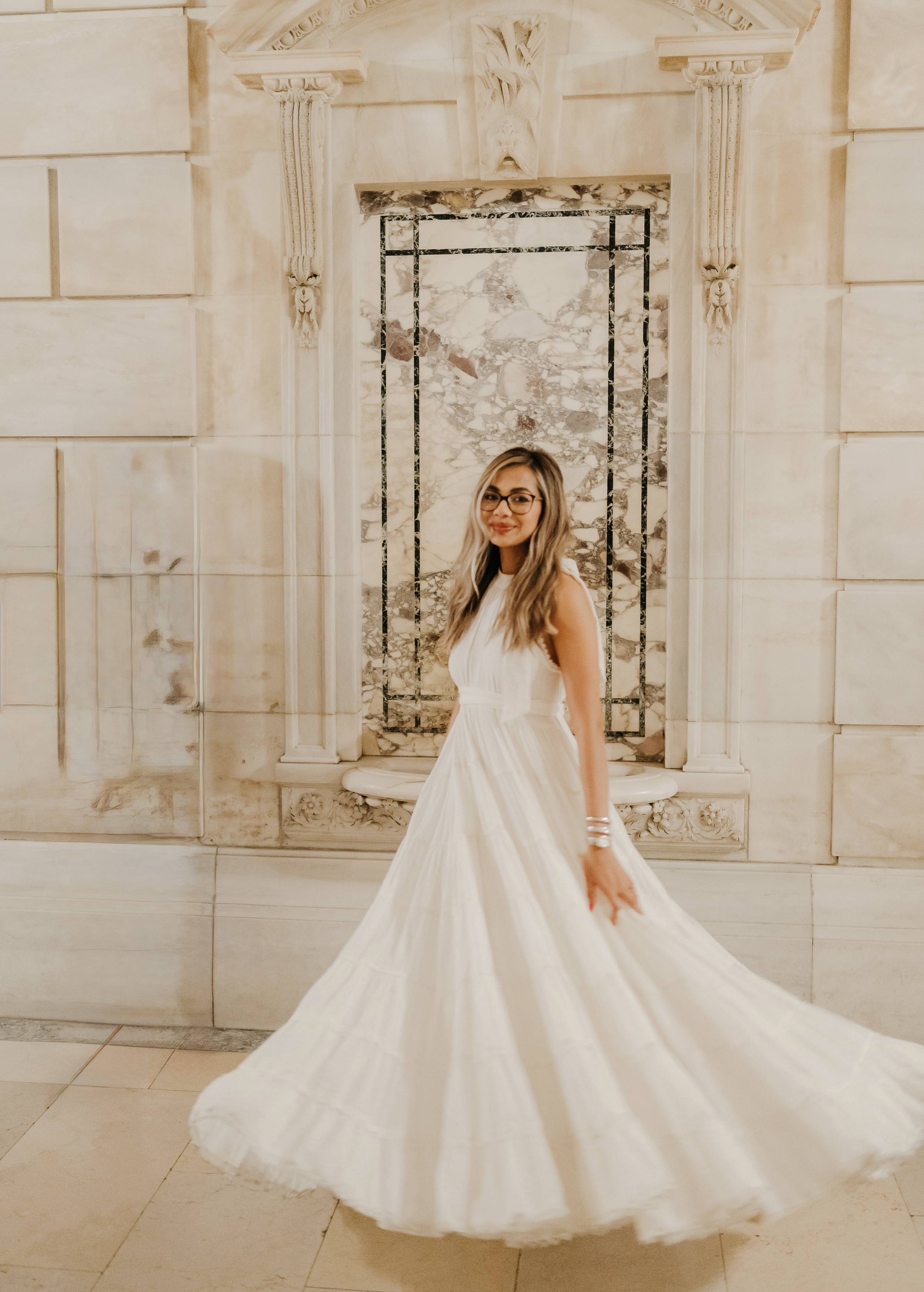 White Maxi Dress Image - 3