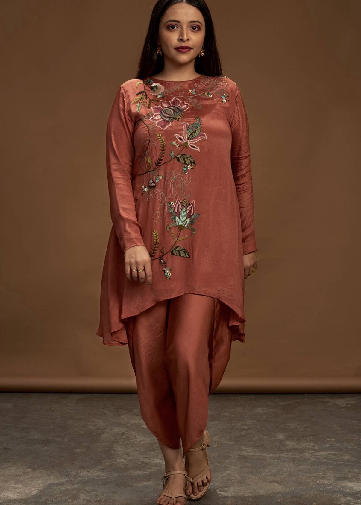 NEW Embroidered Tunic with Pants Set Image - 0