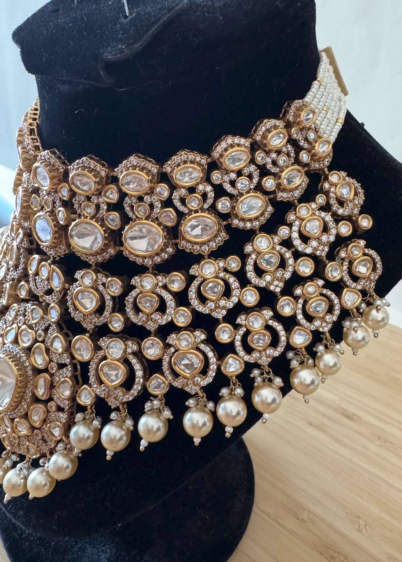Zara Pearl Kundan Set Image - 2