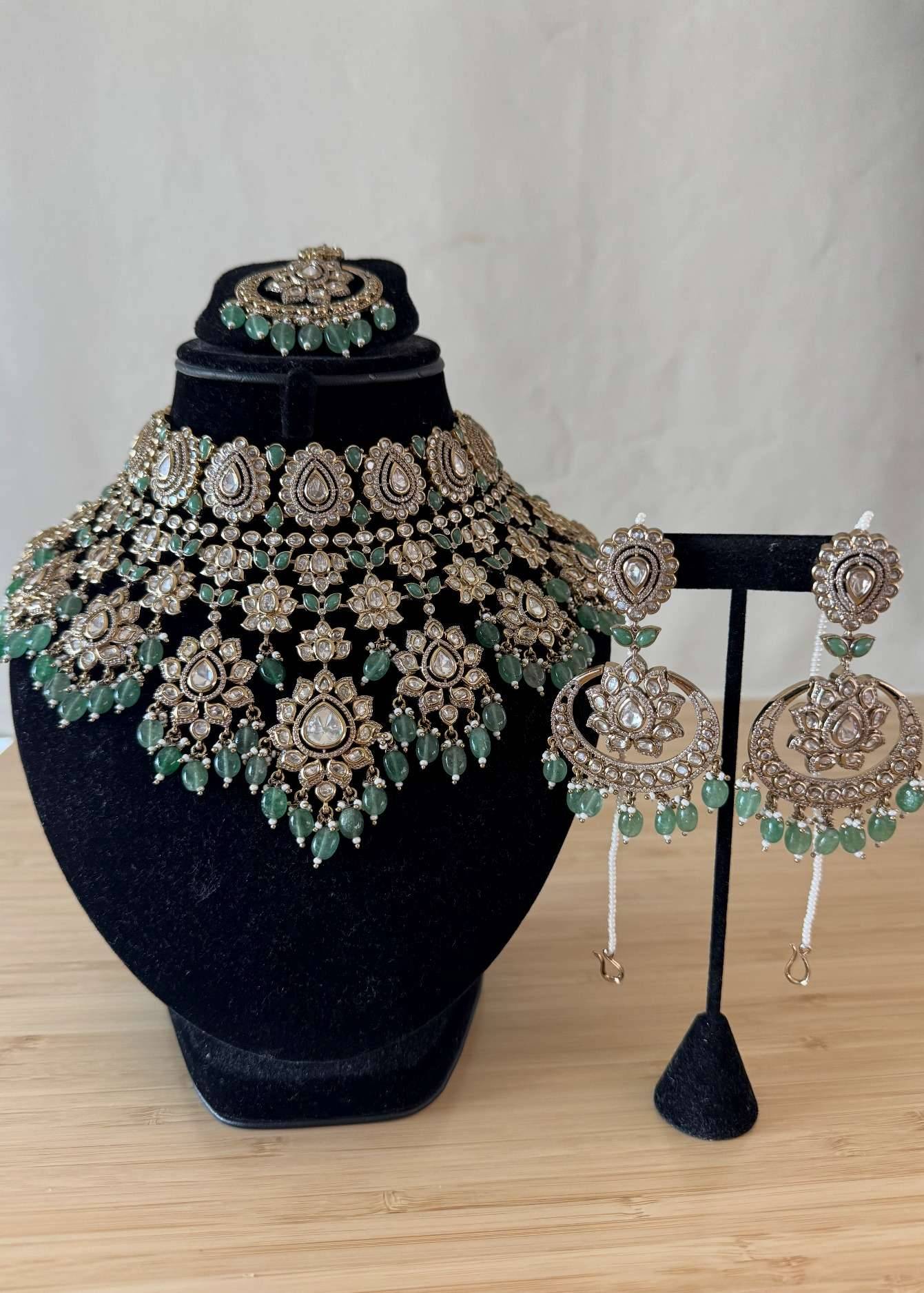 Sage Maharani Kundan Set Image - 0