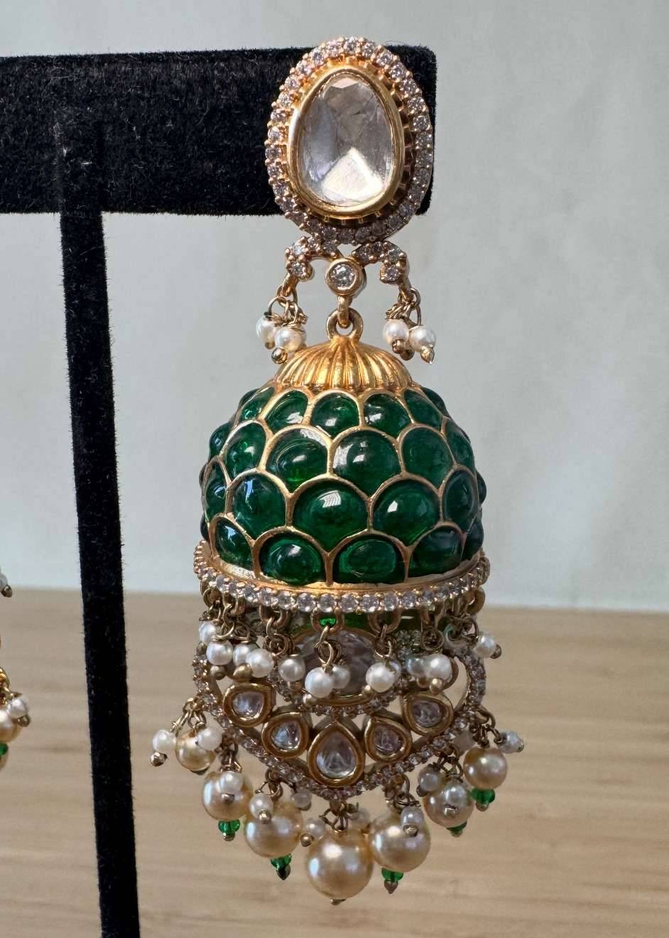 Emerald Jhumka Kundan Layered Set Image - 3