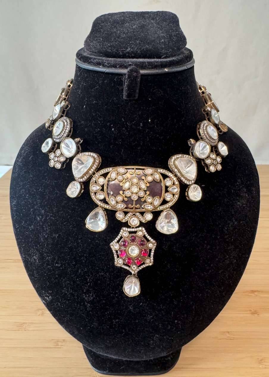 Antique Purple Collar Set Image - 1