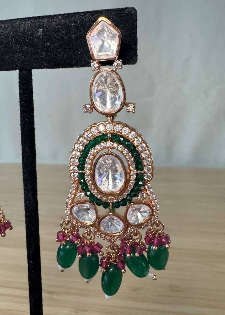 Emerald and Rani Kundan Choker Set Image - 5