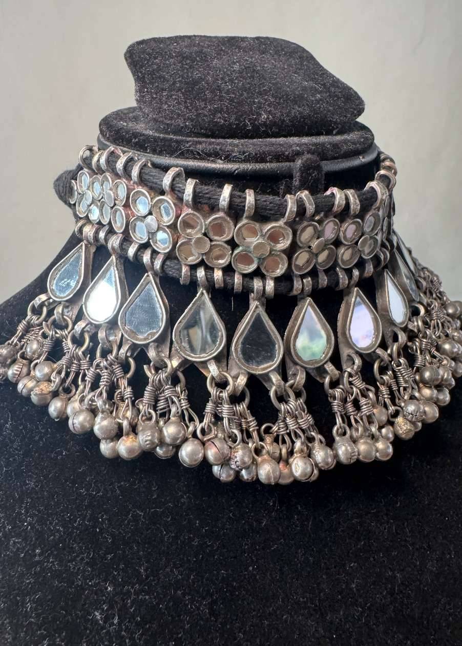 Oxidized Mirror Ghungroo Choker Image - 1