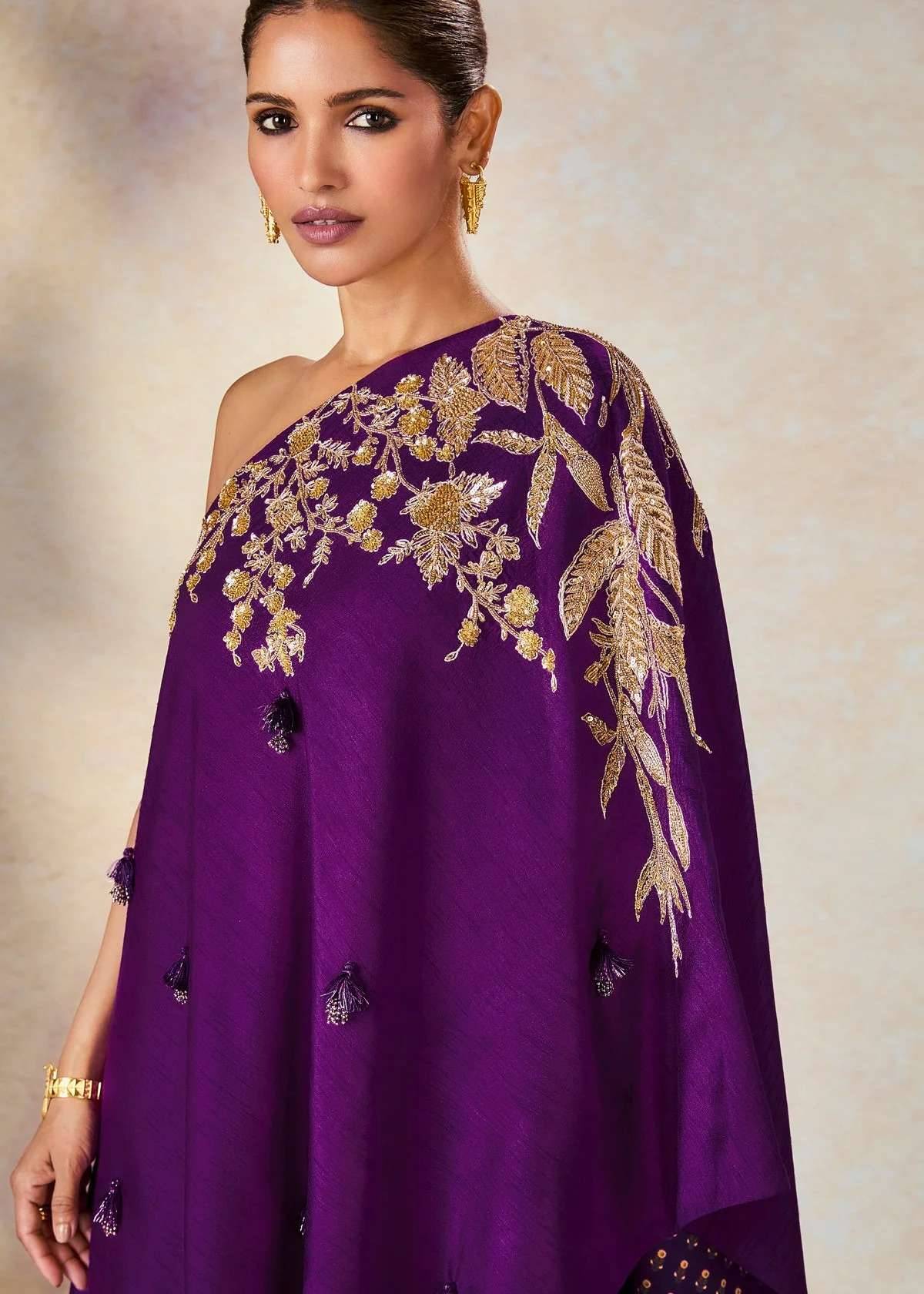Jamun One-Shoulder Set Image - 4
