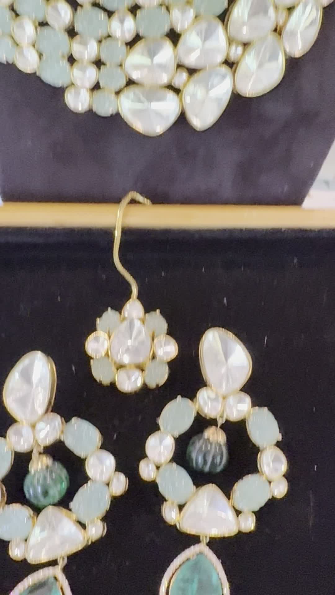 Emerald and Gold Statement Set Image - 3