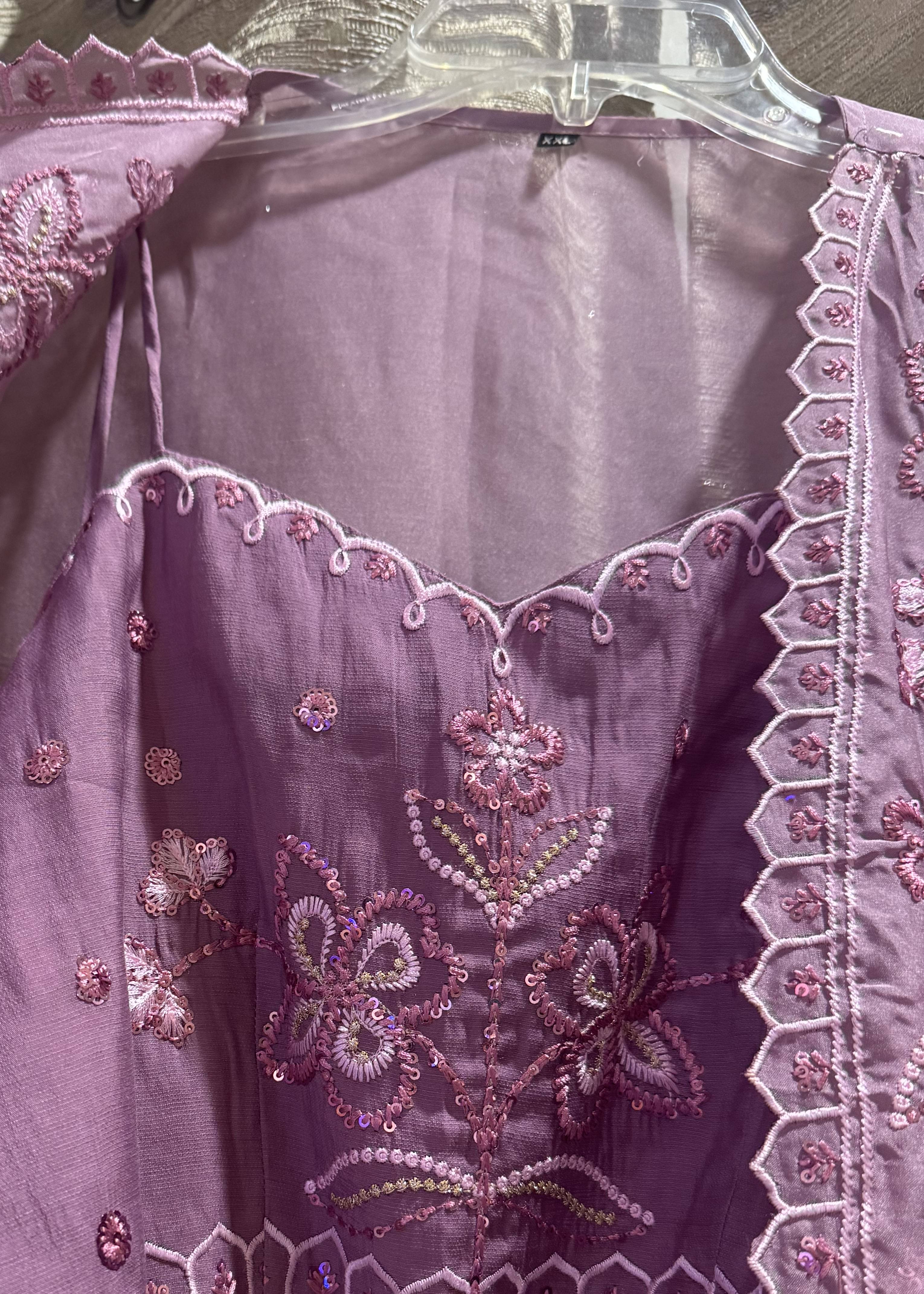 Mauve Pink Floral Embroidered Cape Set Image - 2