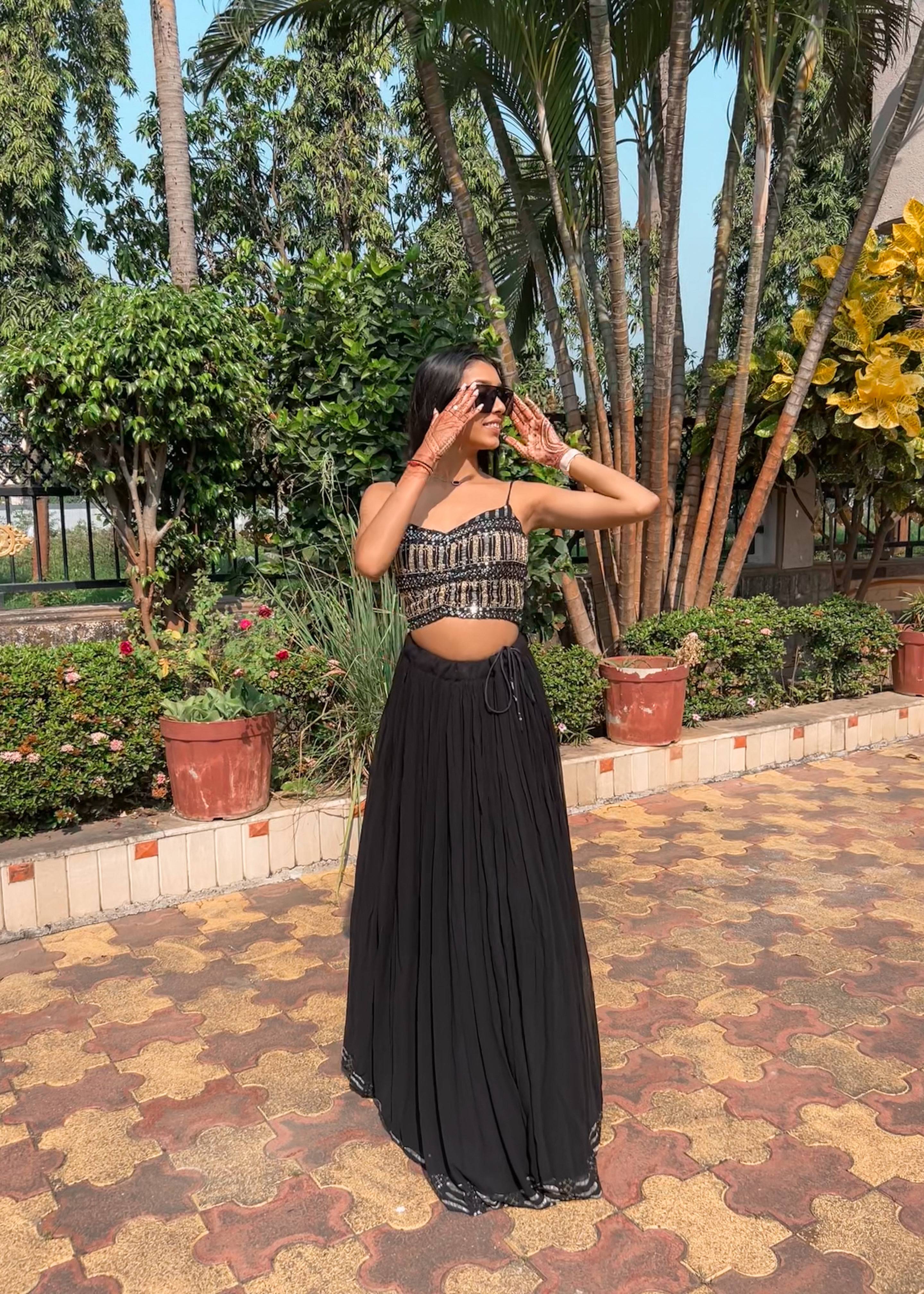 Black & Gold Lehenga Image - 4
