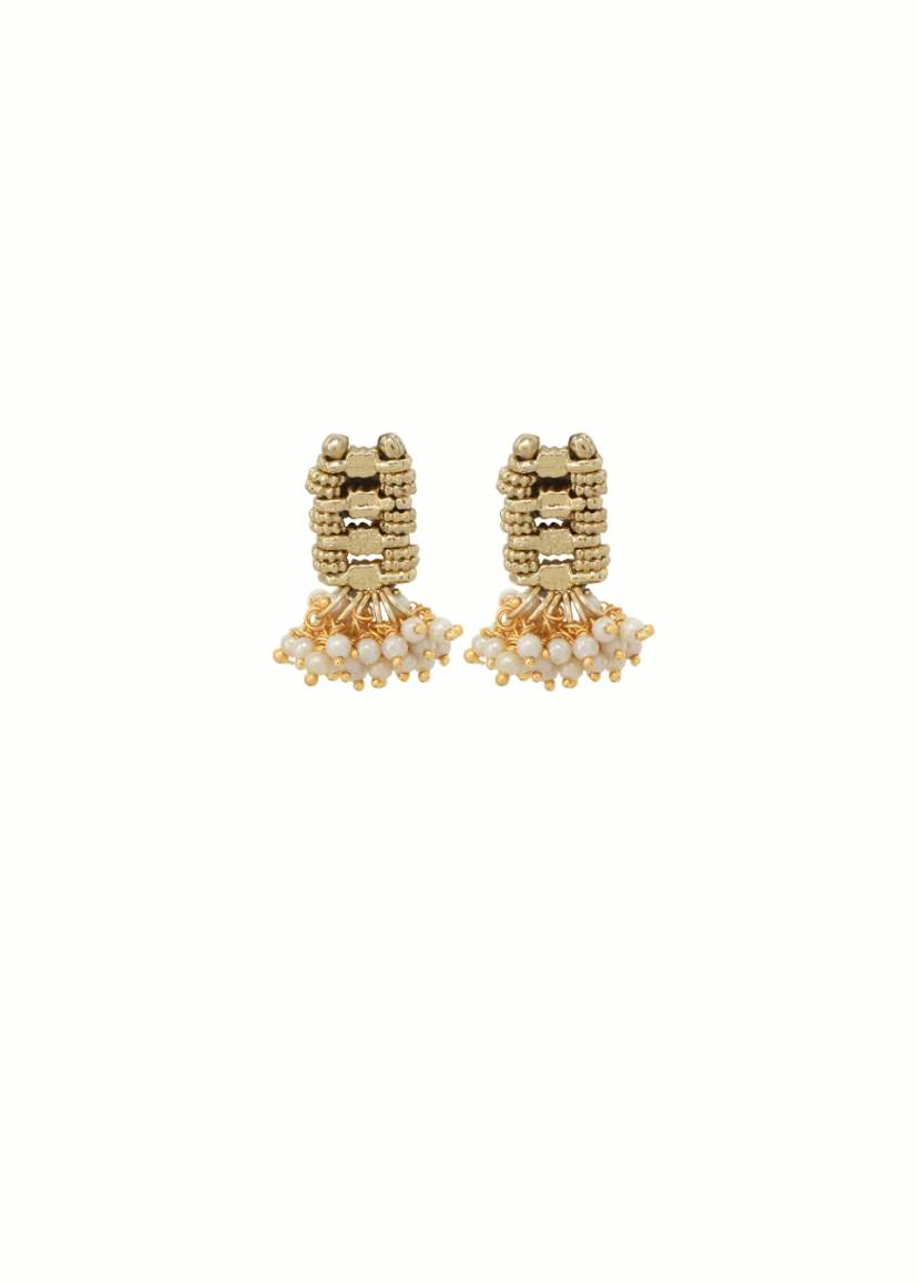 Falak Temple Small Pearl Earring Image - 1
