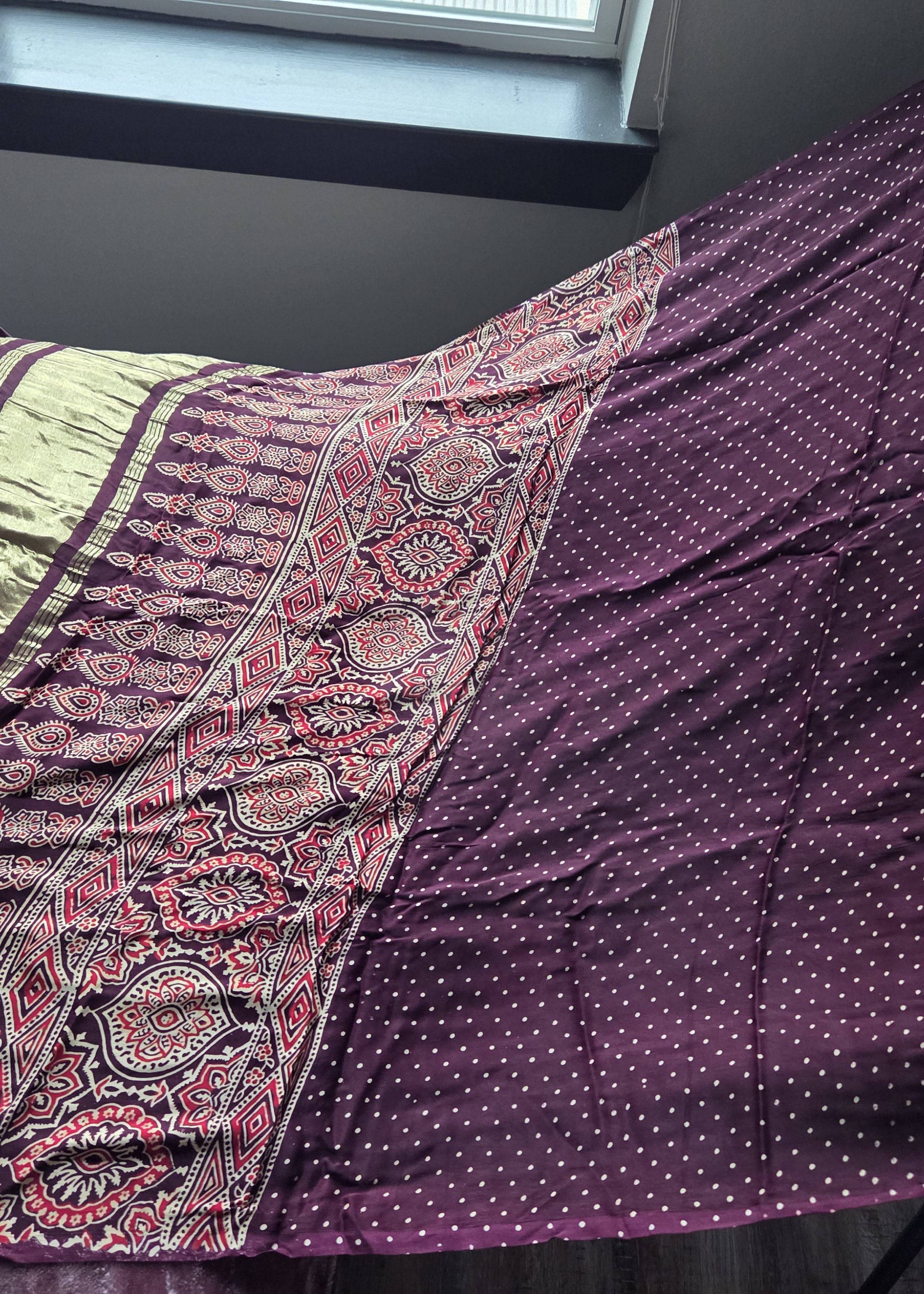 Maroon Printed Zari-Border Lehenga Image - 3