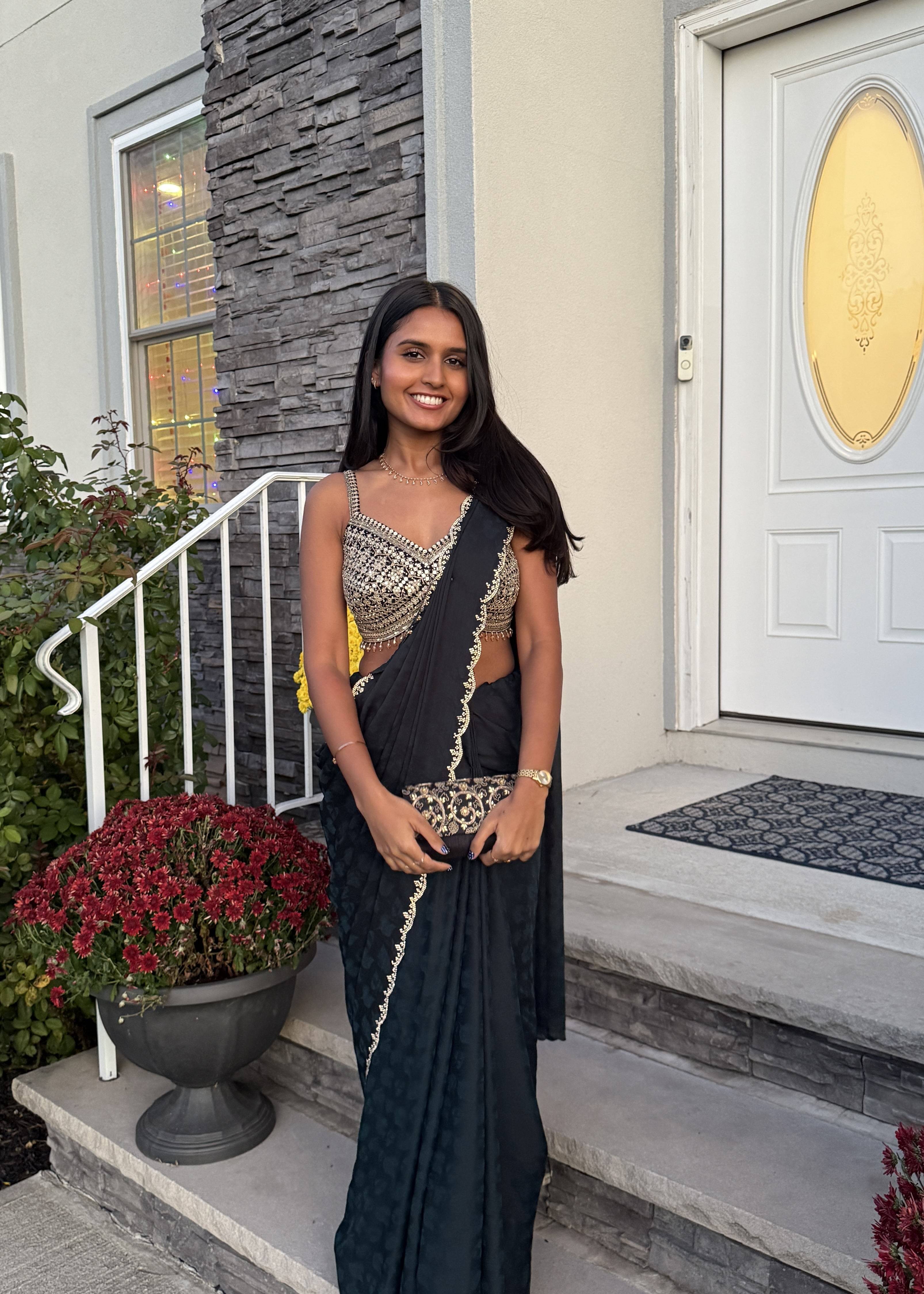 Black and Gold Sari Image - 2