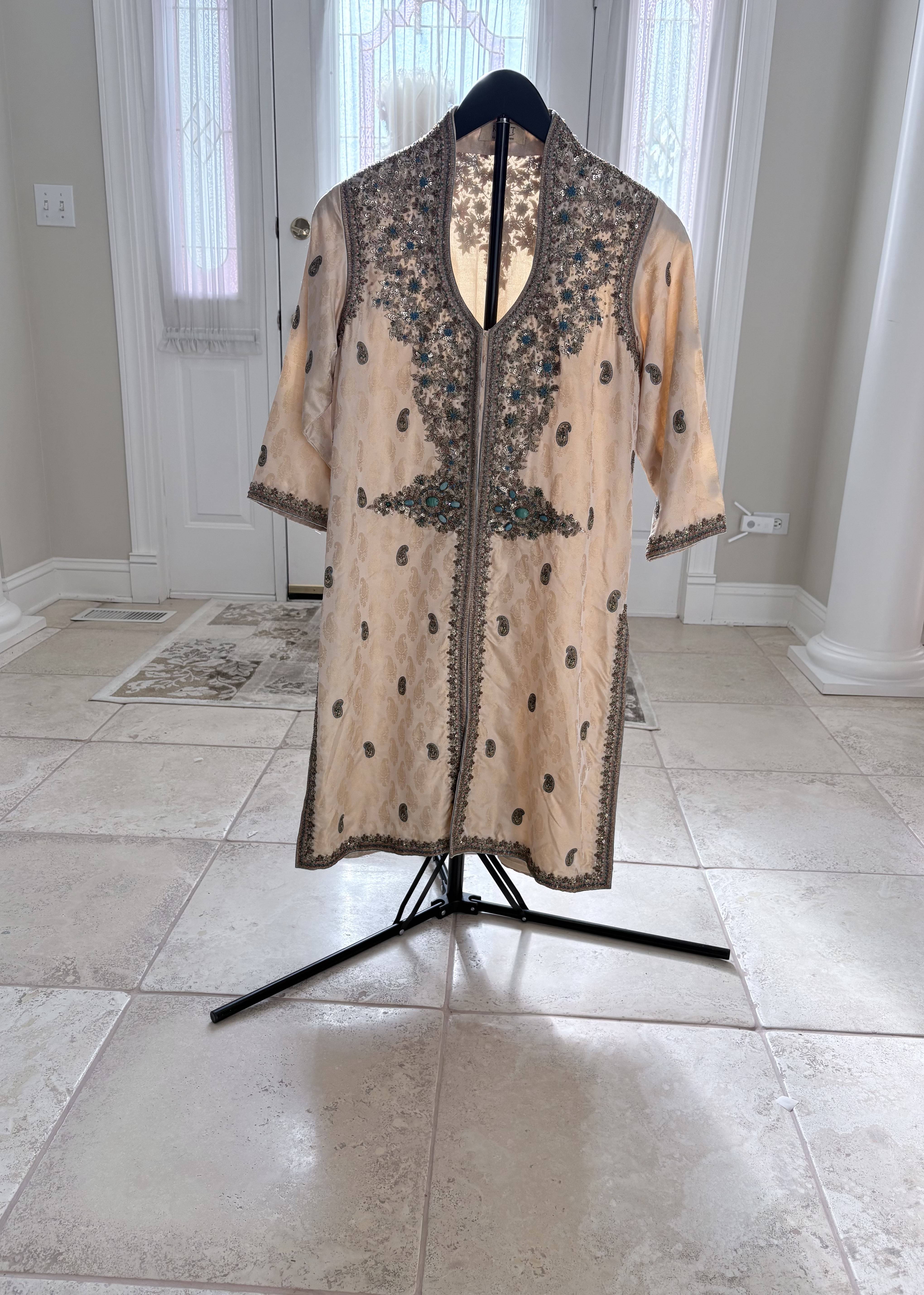 Klimt by Feroze Gandhi Ivory Beaded Kurta Lehenga Image - 5