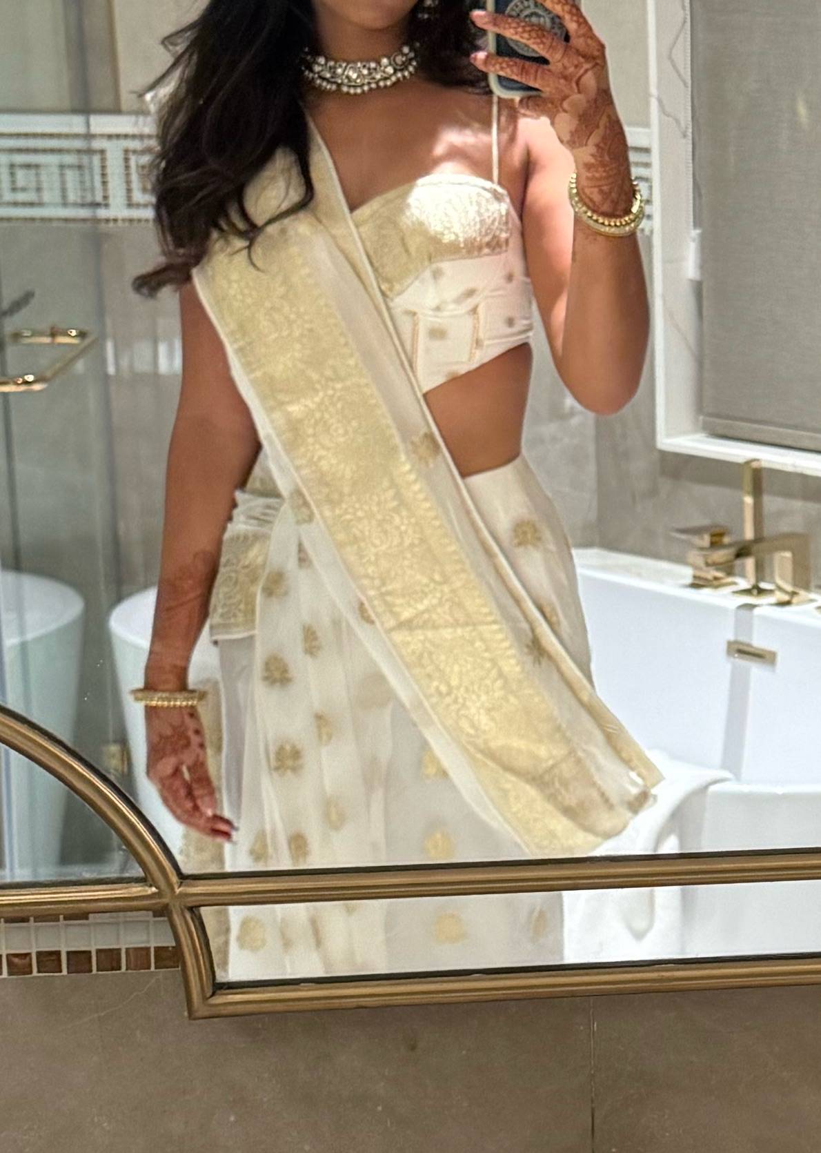 Ivory and Gold Banarasi Corset Sari Image - 6