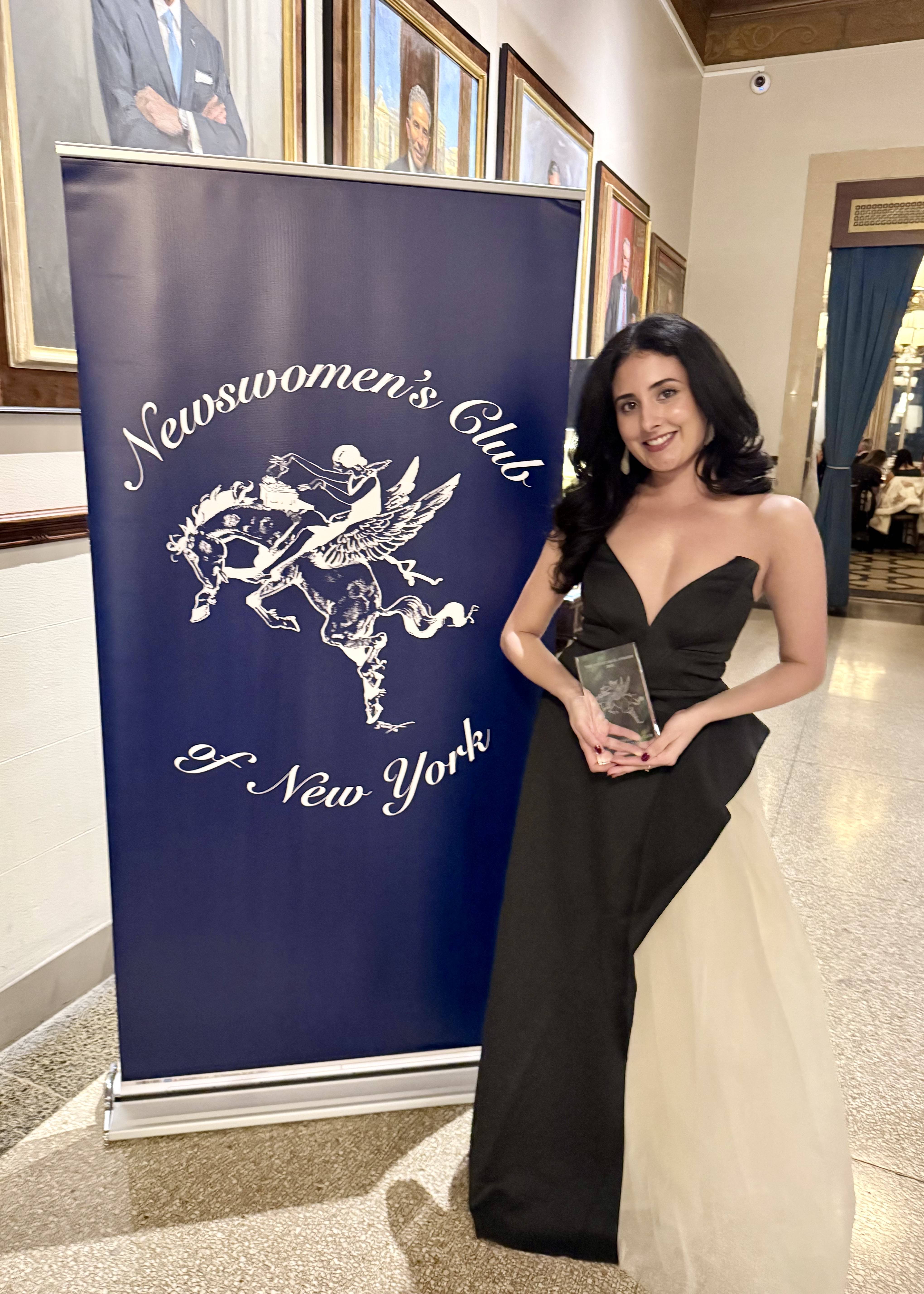 Black & White Gown Image - 1