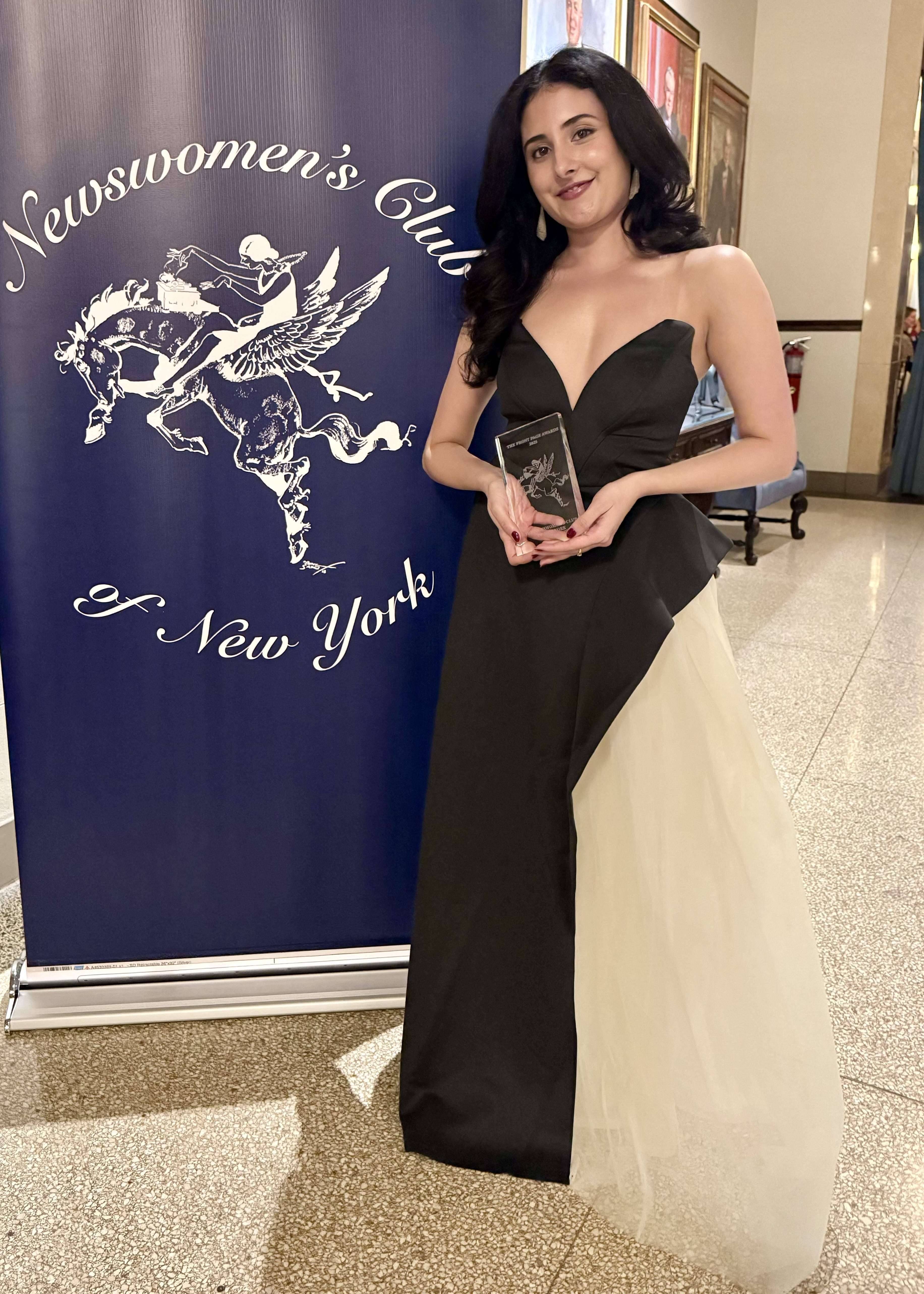 Black & White Gown Image - 0
