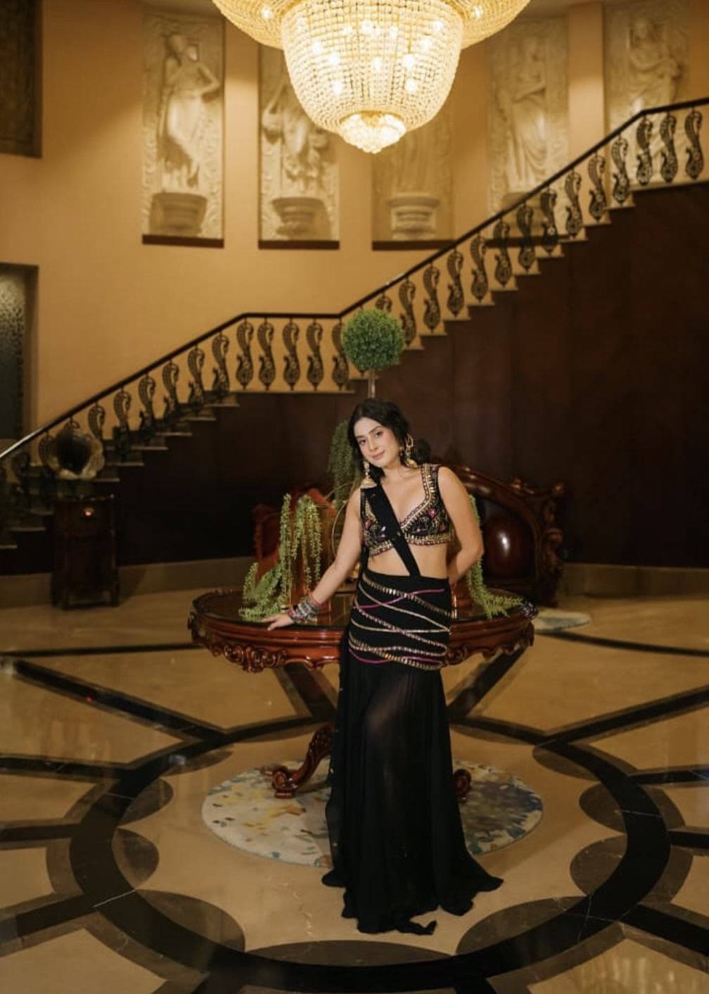 Noor Pre-Draped Mermaid Sari Image - 8