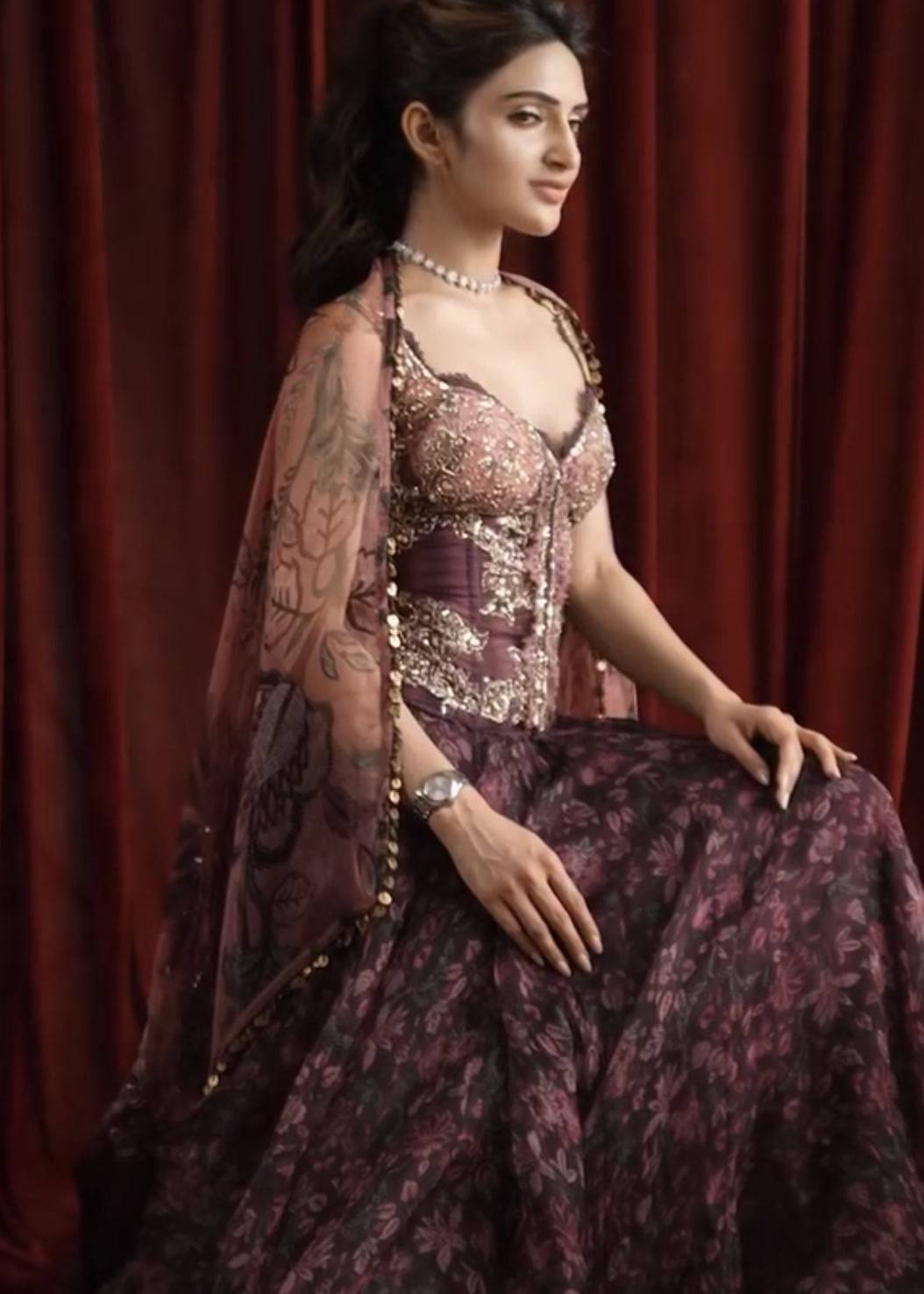 Liza Corset Lehenga Image - 7