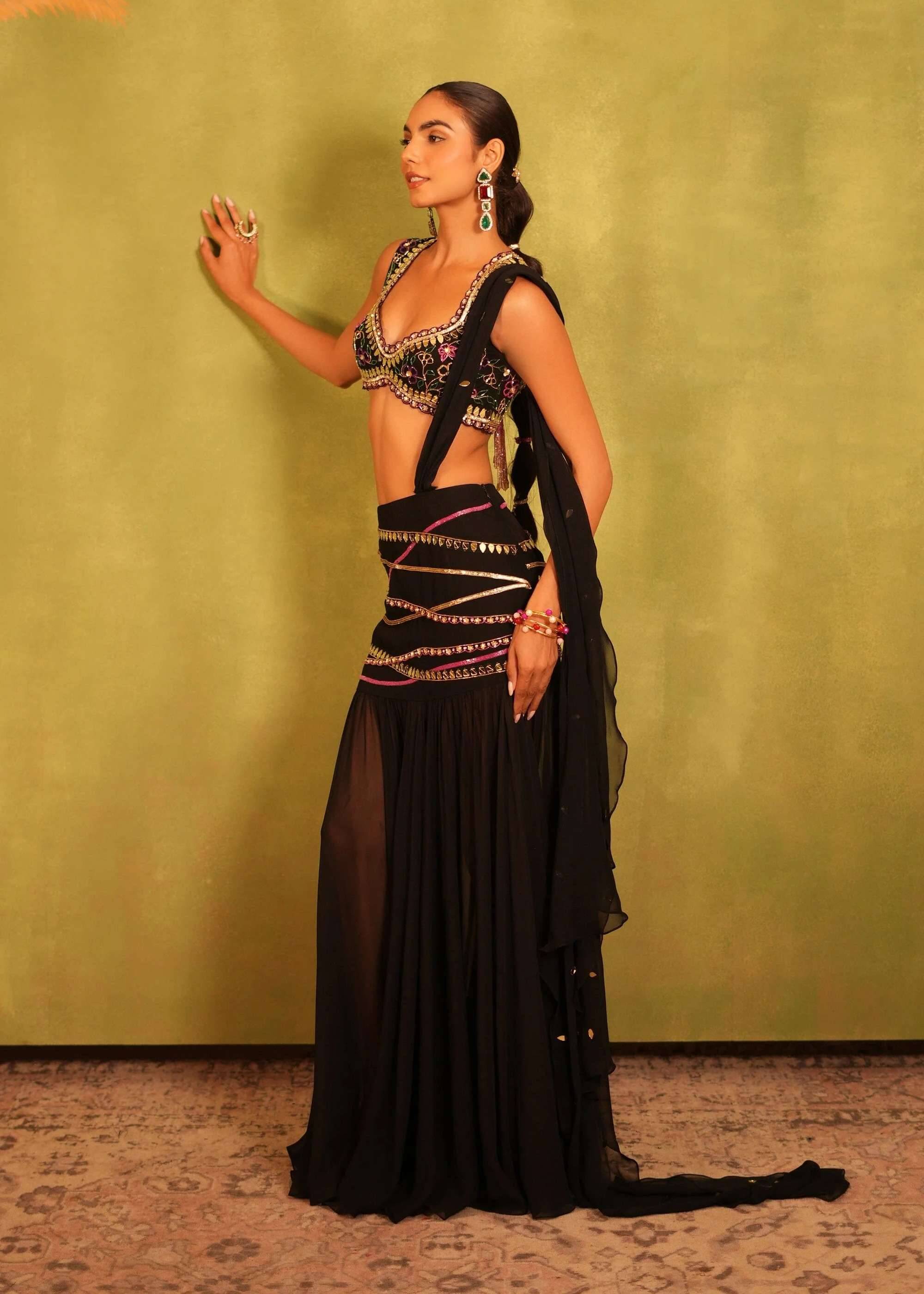 Noor Pre-Draped Mermaid Sari Image - 1