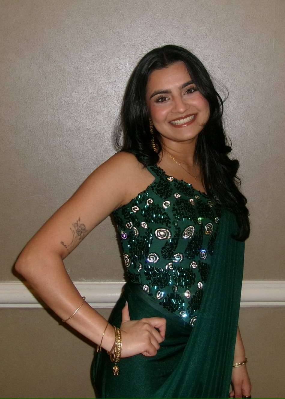 Emerald Green Pre-Draped Sari Image - 2